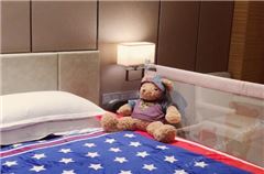 Childlike Queen Room