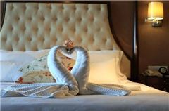 Honeymoon Room