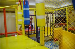 Parco giochi per bambini / miniclub