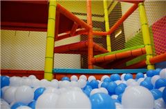 Parco giochi per bambini / miniclub