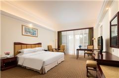 Executive Queen Room
