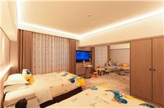 Huaxia Family Room