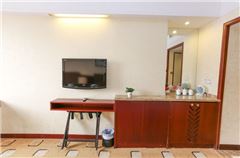 Deluxe Business Queen Room