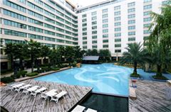 Outdoor swimming pool
