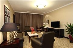 Deluxe Executive Suite