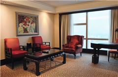 Deluxe Twin Suite