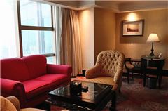 Deluxe Twin Suite