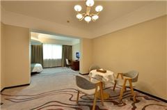 Deluxe River-view Single Room