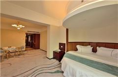 Deluxe River-view Single Room