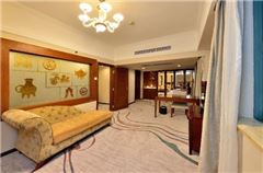River-view Deluxe Suite