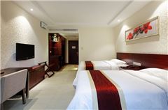 Deluxe River-view Twin Room