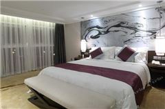 Business Garden-view Suite