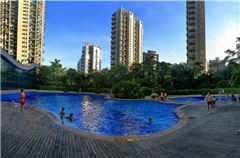 Piscina all'aperto