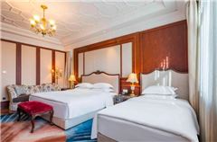 Donghu Family Room