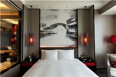 Executive Queen Room