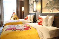 GGbond Theme Twin Room