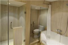 Executive Multi-level Queen Room Suite