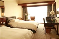 Ocean-view Twin Room