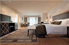 Townhouse Deluxe Room