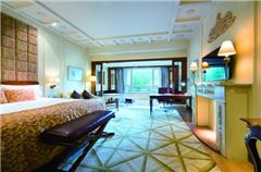 Main building Mountain-view Queen Room