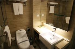 City-view 2-bedroom Apartment