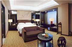Executive Queen Room