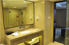 Executive Queen Room