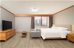 Regal Suite