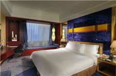 Deluxe Cityview King Room