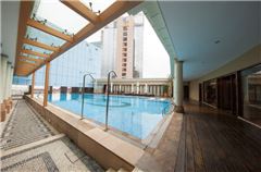 Outdoor swimming pool