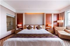 River-view Deluxe Executive Queen Room