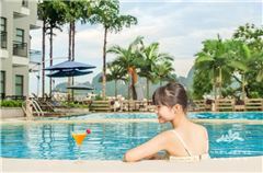 Outdoor swimming pool