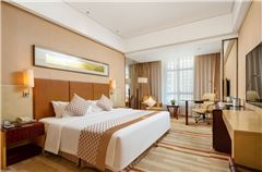 City-view Superior Queen Room