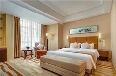 Superior City-view Suite