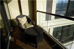 New Century Lake-view Twin Room