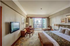 Kaiyuan Lake View Room