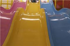 Aire de jeux pour enfants / club pour enfants