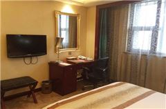 Business Queen Room