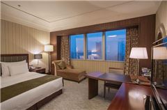 Executive Panoramic Queen Room