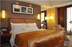 Executive Business Queen Room