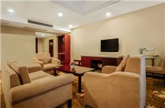 Superior Family Room