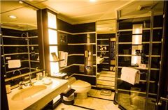 Villa B Deluxe Twin Room