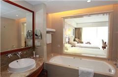 Deluxe Panoramic Twin Room