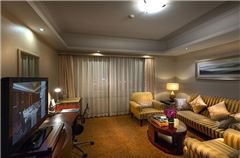 Deluxe Executive Suite