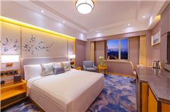 Grand Deluxe Room