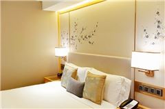 Grand Deluxe Room