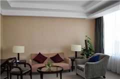 Executive Deluxe Queen Room
