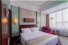 Executive Queen Room