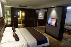 Premier Room