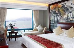 Standard Lakeview Room